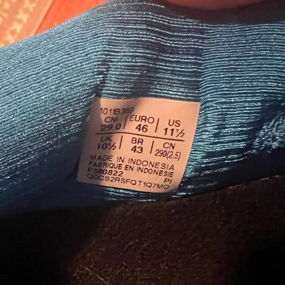 Men ASICS Size 11.5 - Picture 6 of 10